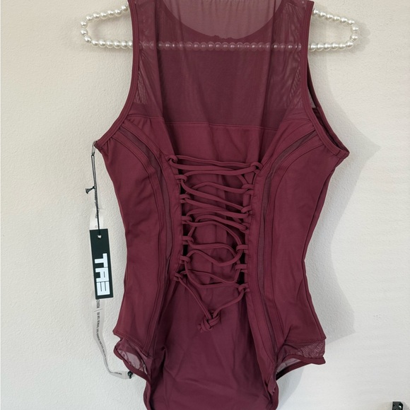 TA3 limited edition Crewneck Mesh Sleeveless Surfy dark cherry XL regular/ long - Picture 5 of 8